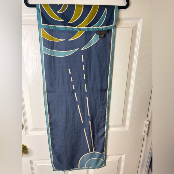Banana Republic Silk Scarf - Picture 2 of 3